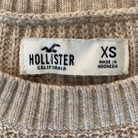 Hollister multi-color crop sweater size XS. - Picture 3 of 6